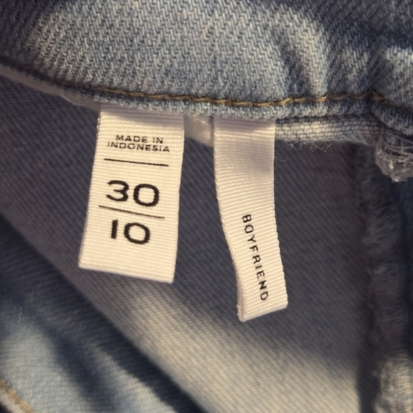 LOFT Womens Mid Rise Light Wash Buttonfly Boyfriend Denim Jeans Size 30 / 10 - Picture 9 of 10